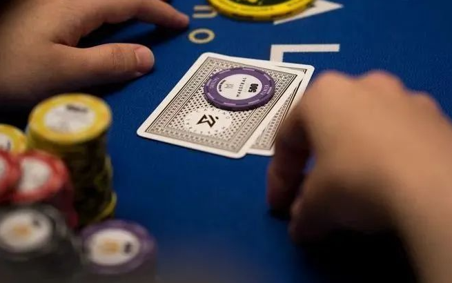 hhpoker俱乐部教学：德扑最最最最最好的诈唬术